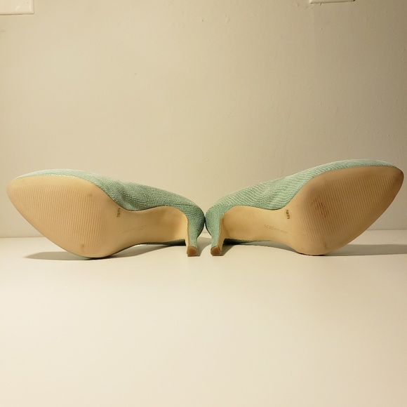 BCBGENERATION Mint Snakeskin Heels - Picture 4 of 4